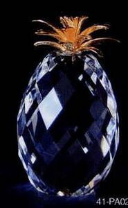 Optic Crystal Apple Figurine