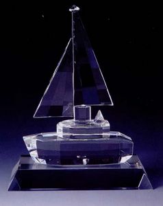 Optic Crystal Sailboat Figurine Set