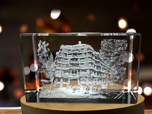 Casa Milà 3D Engraved Crystal Award Trophy - Recognition of Barcelona's UNESCO Heritage - Image 6