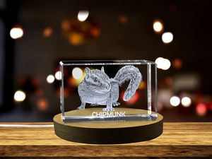 Adorable 3D Engraved Crystal of a Playful Chipmunk - Perfect for Nature Lovers and Outdoor Enthusias