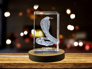 Mesmerizing 3D Engraved Crystal of a Majestic Cobra-Perfect for Snake Enthusiasts and Wildlife Lover