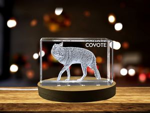 Striking 3D Engraved Crystal of a Wild Coyote - Perfect for Animal Lovers and Nature Enthusiasts
